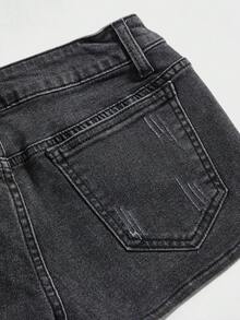 ROMWE Quần short denim đen nữ với họa tiết thêu hoa ở mặt trước, quần short mùa hè thời trang năng động. - màu đen - Xem 4