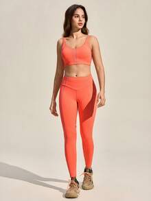 Set sport Exploreva 2 piese pentru femei - pentru sporturi în aer liber, yoga, pilates, alergare, vacanță casual și naveta urbană, culoare uni, versatil și minimalist, cu sutien sport cu căptușeală + colanți strâmți