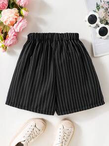 SHEIN Conjunto casual de primavera/verano para niñas (talla grande) con pantalones cortos tejidos a rayas elegantes para ir al trabajo - Gris - Ver 4