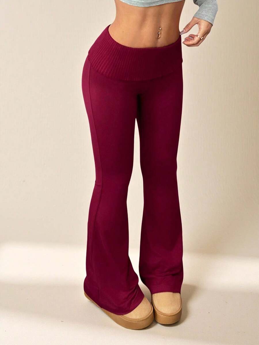 SHEIN PETITE Quần đỏ Giáng sinh dành cho nữ, ấm áp, thích hợp mặc ở nhà vào mùa thu và mùa đông, quần ống loe, quần yoga dáng suông, thích hợp cho Giáng sinh, Năm mới, Thu/Đông. - Màu Đỏ Sâu - Xem 1