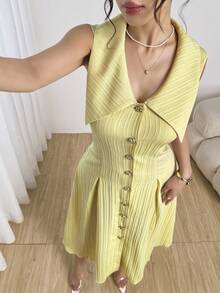 Modelyn 女款黄色大翻领无袖修身A字连衣裙 - 黃色 - 查看 7