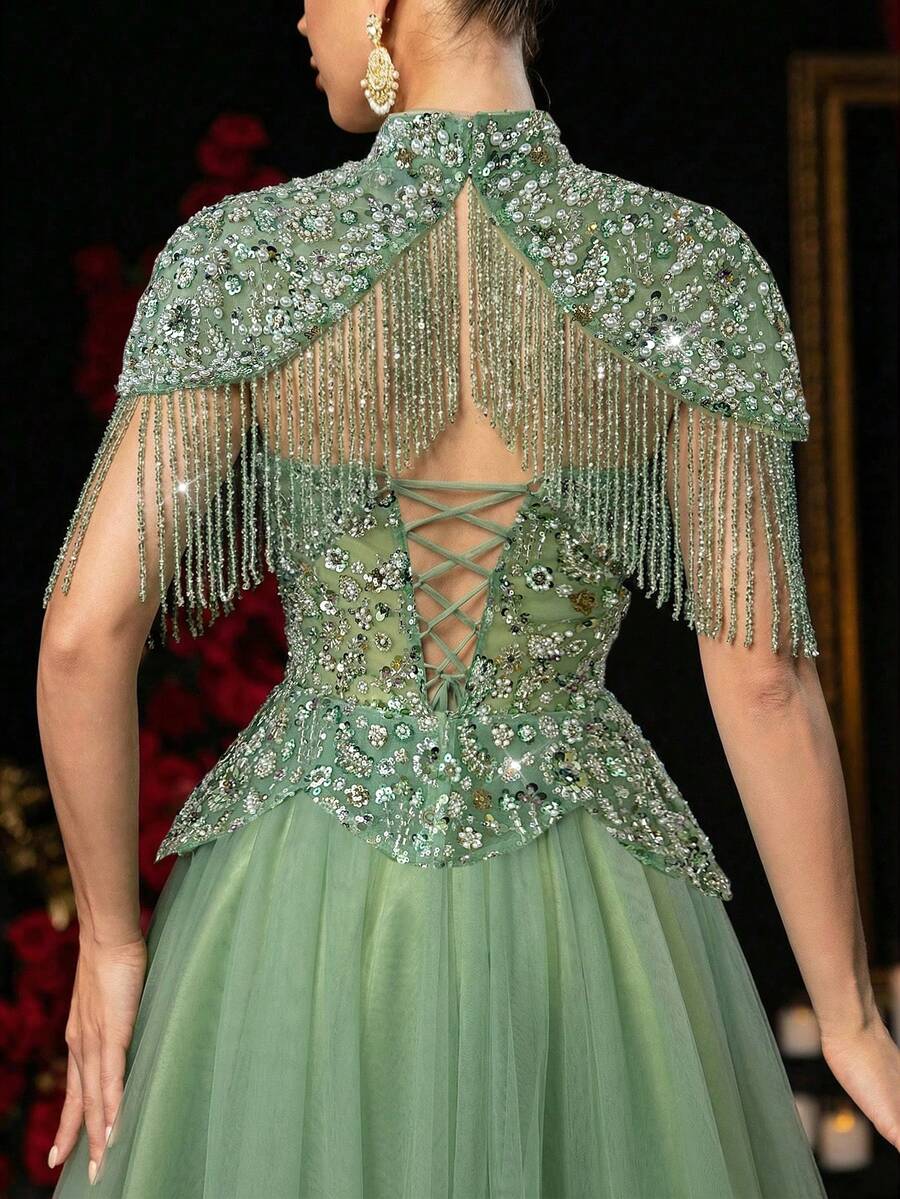 Bộ trang phục sang trọng, thanh lịch gồm áo khoác rời đính cườm và sequin họa tiết hoa, kết hợp với chân váy maxi voan, thích hợp cho đám cưới, tiệc tùng, kỳ nghỉ, dạ hội và các dịp trang trọng (được trang trí rất cầu kỳ). - màu xanh lá - Xem 1