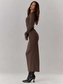 MUSERA 罗纹长袖圆领修身长款连衣裙，街头风可爱优雅休闲性感外出装扮，太妃糖色长裙 - 巧克力棕 - 查看 4