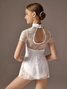 少女运动紧身衣，适合芭蕾舞、返校、校园锻炼、训练、比赛和休闲穿着。时尚弹力网眼长袖设计，舒适有弹性，是理想的舞蹈运动服。 - 白色 - 查看 1