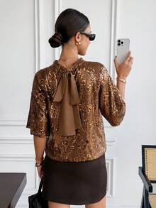 SHEIN Frenchy ملابس علوية أنيقة للنساء بلون أحادي مرقّع بالترتر والعقدة، ملابس علوية فرنسية رجعية بفيونكة من الترتر، أكمام فوانيس ذهبية بنية، ملابس نسائية فاخرة لامعة للحفلات، ملابس علوية مرصعة بالترتر، ملابس علوية لامعة، للصيف والعطلات والمناسبات الأنيقة، بلوزات للوصيفات، ملابس علوية للحفلات - بني - مشاهدة 8