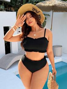 Swim Basics 大码纯色提花面料抹胸上衣，饰有花卉滚边，搭配同款高腰纯色提花面料荷叶边三角比基尼泳裤，性感简约时尚沙滩度假女士泳装套装 - 黑色 - 查看 4