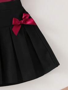 SHEIN 女童休闲短袖蝴蝶结装饰红色T恤搭配白色百褶裙套装，校园风夏季服装 - 酒紅色 - 查看 4