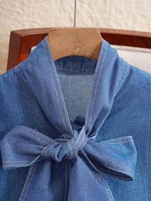 EMERY ROSE 女士系带领长袖单排扣休闲牛仔衬衫 - 淺色水洗藍 - 查看 3