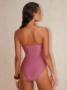 Swim Chiccia 2026 Spring/Summer Women's Purple Floral Hollow-Out Bandeau Detachable Strap Elegant Vacation Swimsuit, Suitable For Beach Photography Flower Swimsuit Bandeau Swimsuit Hibiscus Swimsuit Strapless Swimsuit Strapless One Piece Swimsuit Bandeau One Piece Swimsuit Flower One Piece Swimsuit Cut Out Swimsuit Pink One Piece Swimsuit - Purple - View 2
