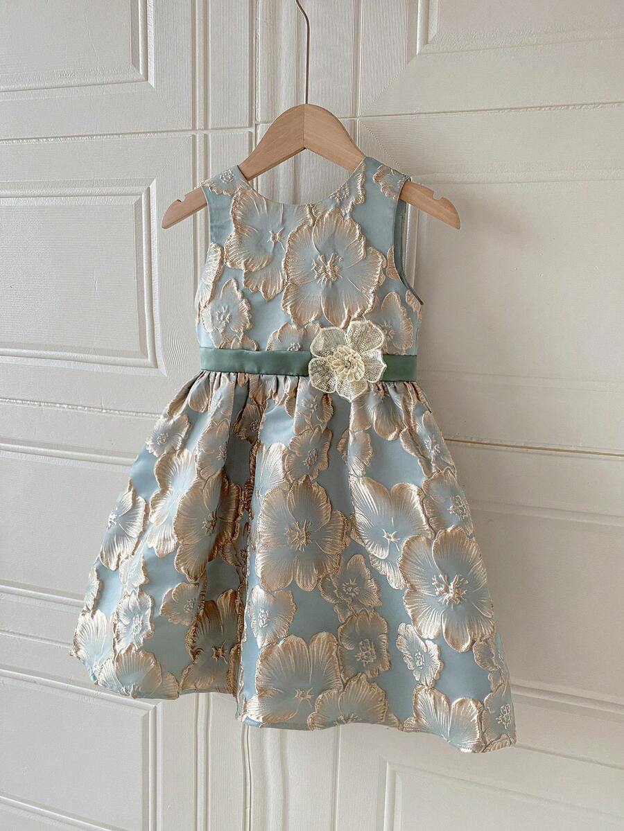 PrepCrw 1 chiếc đầm công chúa không tay cổ tròn, chất liệu jacquard màu vàng ánh kim, thanh lịch, tinh tế với họa tiết hoa 3D màu vàng kim, thắt lưng xanh lá cây, thích hợp cho các buổi đi chơi, tụ họp, lễ hội, tiệc tùng, mùa xuân, mùa hè, ngày Valentine, đám cưới.