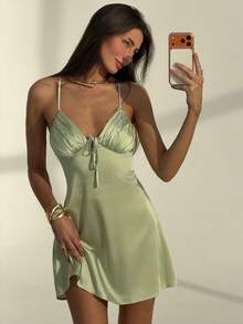 Aloruh Women's Valentine's Day Ruched Tie-Front Backless Mini Dress - Green - View 8
