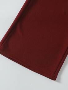 Sparklyn 一套女士及少女时尚宽松舒适灰色卫衣裤套装，采用毛边下摆设计，喇叭裤型，适合休闲、旅行、聚会、运动、上学、通勤等多种场合，春、秋、冬三季皆宜。 - 酒紅色 - 查看 5