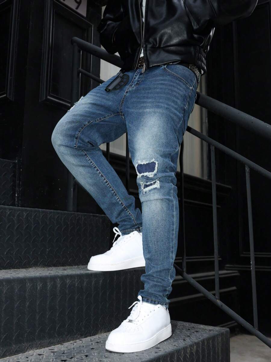 Manfinity Roughcore Quần jeans nam màu xanh nhạt bạc màu, dáng ôm, phong cách đường phố, quần jeans rách, quần jeans nam ống rộng, quần jeans nam bó sát, quần jeans nam bạc màu. - Rửa trung bình - Xem 1