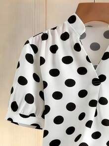 Franclia Elegante Bluse für Damen für Büro, Urlaub, Strand, Pendeln, romantische Anlässe, Bankette, Partys, Geburtstage, Konzerte, Valentinstag, Karneval und mehr. Schwarz-Weiß gepunktetes Top - Weiss - Übersicht 7