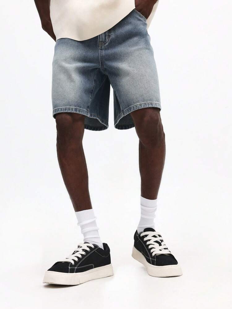 Medium Wash Denim Shorts With Regular Fit