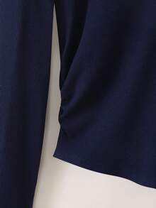 GlowEve CURVE 大码柔软优雅T恤，百搭设计，适合日常、通勤、约会、婚礼、派对、显瘦穿着。 - 黑色 - 查看 5