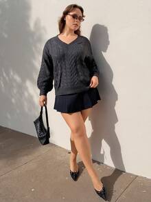 Nezia Cruz 女式大码纯色 V 领粗针织毛衣，冬季