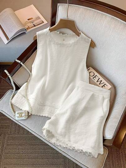GlowEve 2pcs Set: Linen-Like Sleeveless Top + Floral Trim Decor
