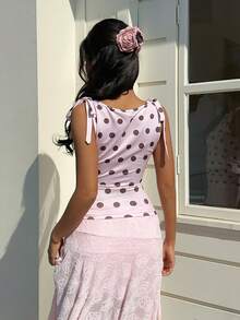 MainGRL Áo vest nữ kiểu dáng nữ tính, họa tiết chấm bi, thắt nơ cổ điển, eo nhún, thích hợp mặc hàng ngày, đi hẹn hò, ăn trưa, phong cách preppy mùa xuân hè, ôm sát, dễ thương, lãng mạn dành cho nữ và đi biển. - Hồng - Xem 2