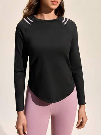 Exploreva Women's Round Neck Raglan Sleeve Loose Curved Hem Outdoor T-Shirt Tank Top