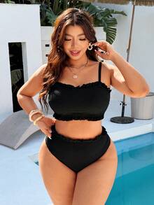 Swim Basics 大码纯色提花面料抹胸上衣，饰有花卉滚边，搭配同款高腰纯色提花面料荷叶边三角比基尼泳裤，性感简约时尚沙滩度假女士泳装套装 - 黑色 - 查看 3