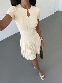 Aloruh Women's Elegant Commuter Minimalist Beige Knit A-Line Dress - Beige - View 6