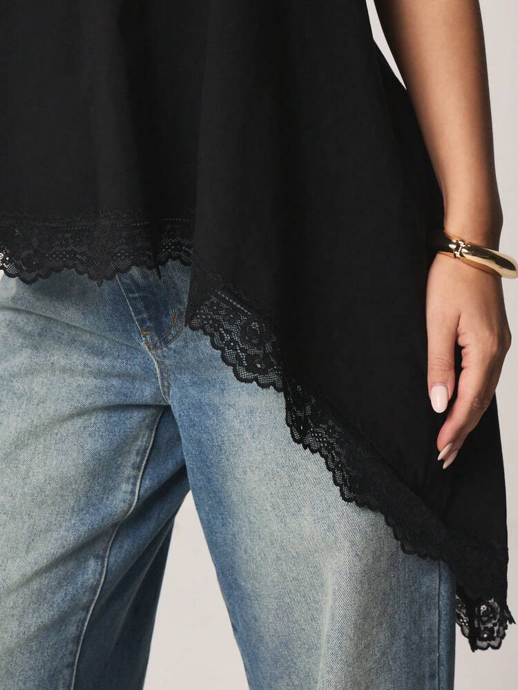 MISSGUIDED Halter Neck Sleeveless Backless Top With Lace Trim Asymmetric Hem Detail For Summer Evening Party Occasions