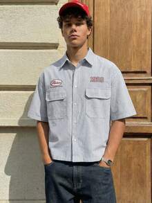 Manfinity Unisex Áo sơ mi nam tay ngắn, túi cài nút phía trước, họa tiết sọc - Màu xanh lam - Xem 1