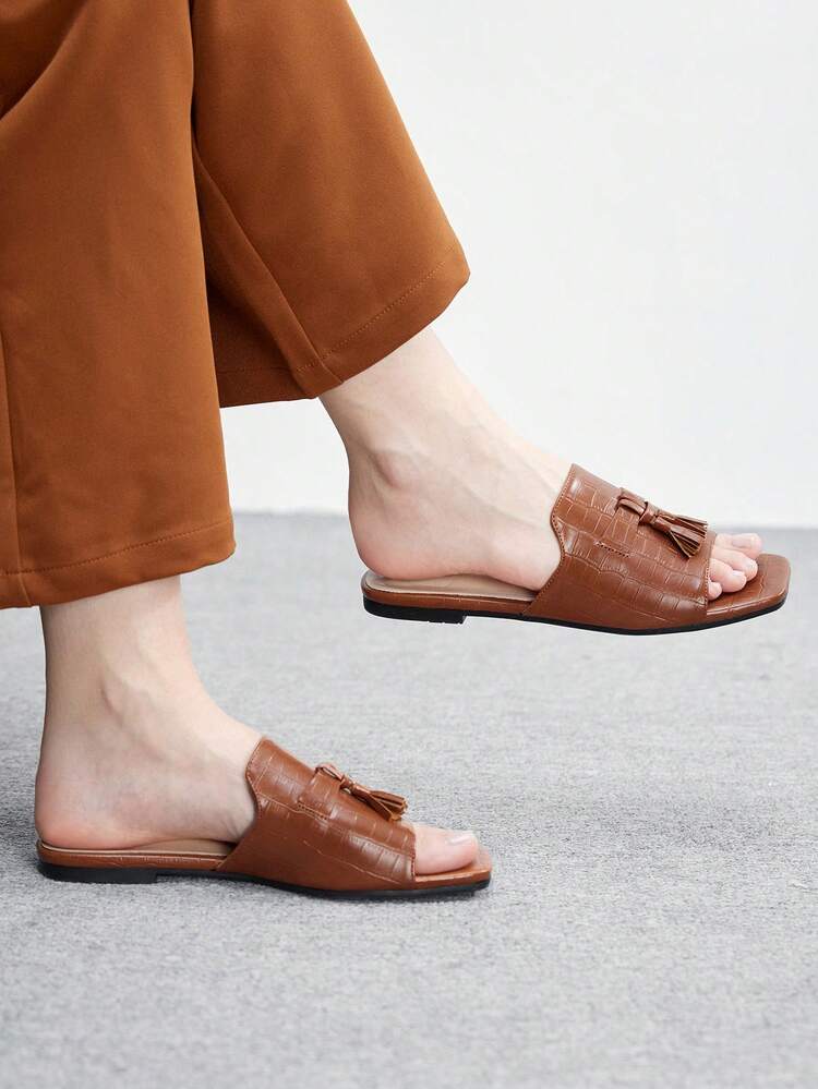 CUCCOO BIZCHIC Women's Fashion Versatile Tassel Decor Coffee Color Flat Slide Sandals, Lightweight And Comfortable Slip-On Flat Sandals