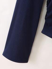 GlowEve CURVE 大码柔软优雅T恤，百搭设计，适合日常、通勤、约会、婚礼、派对、显瘦穿着。 - 黑色 - 查看 4