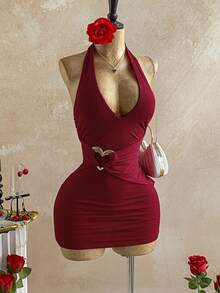 Soleia Đầm ngắn cổ yếm buộc dây, xếp ly, trang trí kim loại, màu đỏ - Thích hợp cho tiệc tùng, hẹn hò, ngày Valentine, lễ Phục sinh, lễ hội hóa trang, tiệc trà chiều, đi biển, du thuyền, kỳ nghỉ thành phố, phong cách Bohemian, Boho, lãng mạn, họa tiết hoa. - Màu Đỏ Sâu - Xem 7