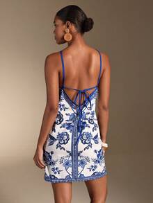 Swim Vcay 春夏新品：单件彩色印花露背前系带优雅度假风女式泳装裙 - 藍色 - 查看 3