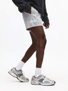 SUMWON 男士宽松浅灰色短裤，抽绳腰带，侧边口袋，适合休闲夏季街头穿着，舒适百搭 - 灰色 - 查看 4