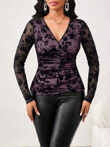 SHEIN Lady 黑色重叠设计提花网眼面料半透视优雅女士T恤 女士秋季优雅网眼拼接修身长袖T恤 优雅通勤纯色拼接修身长袖T恤 嘉年华女士嘉年华服装 嘉年华女士嘉年华服装 情人节女士嘉年华服装 - 彩色 - 查看 5