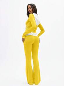 BABYPHAT Quần legging ống loe phối màu tương phản, cạp cao, viền ren, kiểu quần chuông. - Vàng nhạt - Xem 2