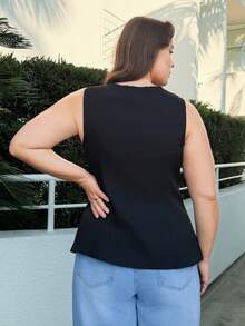 Nezia Cruz 秋冬大码女式金属海星装饰圆领无袖夹克