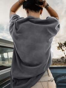 INAWLY Áo thun cổ tròn tay ngắn họa tiết cỏ ba lá dành cho nữ, thích hợp cho tiệc cocktail Ngày Thánh Patrick - Màu xám đen - Xem 2