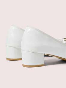 CUCCOO DOLLMOD 女士黑色时尚经典可爱蝴蝶结学院风洛丽塔风格玛丽珍低跟鞋 - 白色 - 查看 10