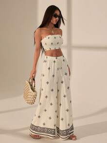 SHEIN PETITE Women's Vacation Clashing Print Elegant Casual Stretchy Slimming Shirred Top Wide Leg Pants Set Tube Top And Pants Set Women Summer Clothes Women Two Pieces Outfits Vacation Outfits Woman Vacation Two Pieces Set Boho Women Clothing Flower - Beige - View 1