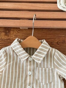 SHEIN Bộ áo sơ mi ngắn tay kẻ sọc và quần short cạp chun cho bé trai - Màu be - Xem 4