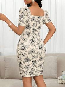 SHEIN Lady 女士碎花甜心领口印花泡泡袖修身优雅连衣裙 - 杏色 - 查看 2