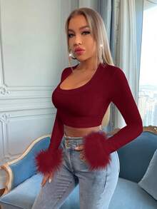 Firerie Autumn Simple Solid Color Patchwork Fuzzy Trim Cropped Fitted Long Sleeve T-Shirt - Burgundy - View 5