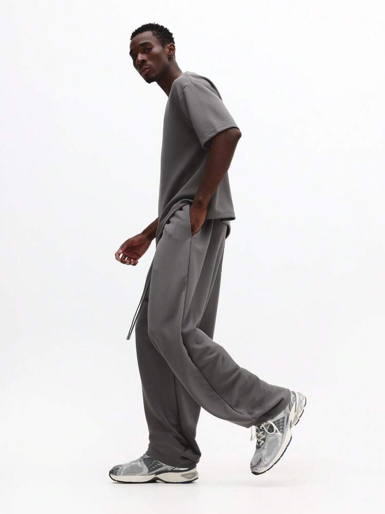 SUMWON Men's Coordinated Set Regular Fit Crew Neck Short Sleeve T-Shirt With Matching Straight Leg Pants Comfortable Casual Two Piece Outfit Perfect For Loungewear And Everyday Wear Plain