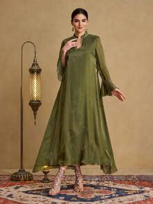 Al Najma 女士日常穿着立领喇叭袖串珠优雅派对修身长裙 - 墨綠色 - 查看 4