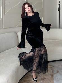 Dazy Plus 优雅长袖黑色修身天鹅绒撞色蕾丝圆领连衣裙，适合约会穿着 - 黑色 - 查看 5