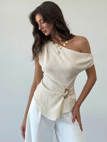 Aloruh Women's Solid Color Pleated Asymmetric Shoulder Fashion Blouse