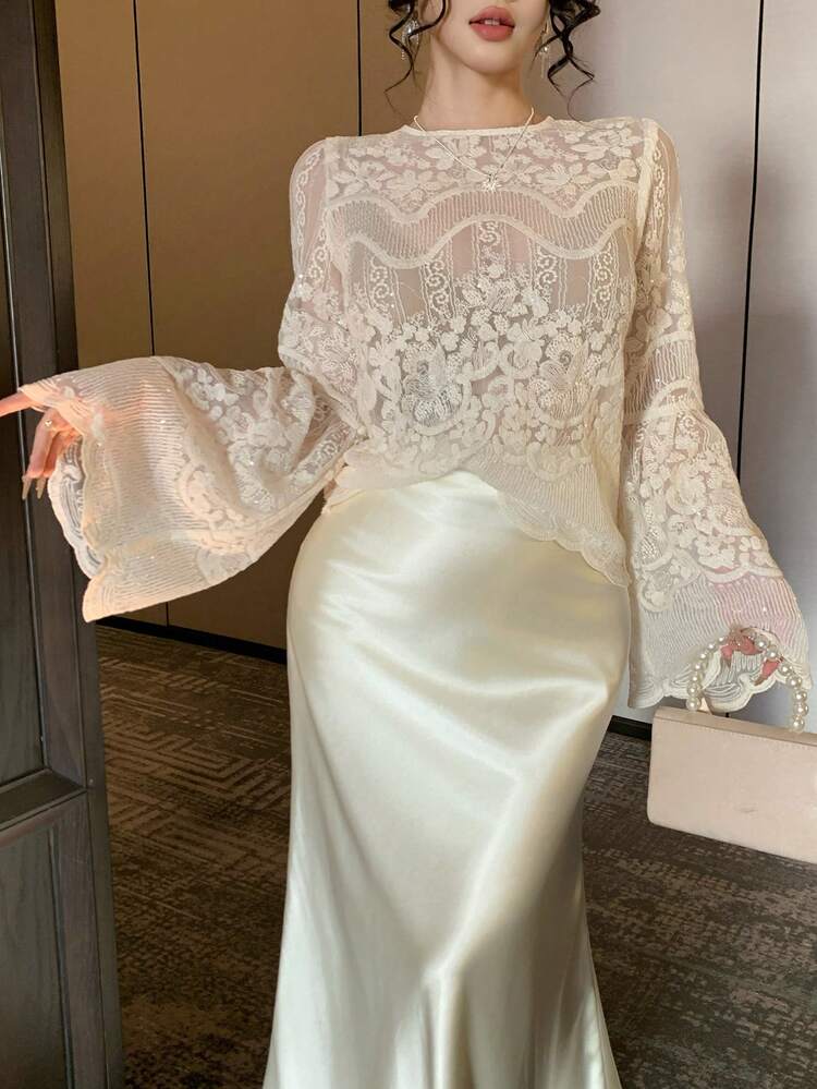 Elegant French Lace Detailed Round Neck Blouse For Women