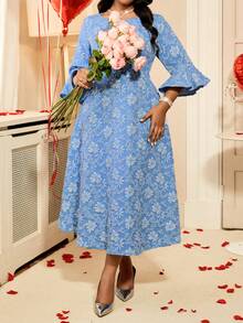 SHEIN Lady 大码女式花卉提花圆领喇叭袖优雅连衣裙 - 彩色 - 查看 7