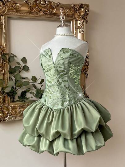 Lovelzi Elegant And Luxurious Grass Green Beaded & Sequin V-Neck Satin Mini Skirt With Adjustable Tie Back, Layered Ruffle Hem Design, Suitable For Formal Occasions, Dates, Parties, Music Festivals, Holidays, Weddings, Galas