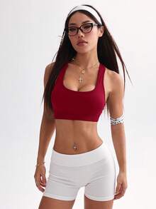 Dewbera 女士无缝纯色圆领露背针织运动文胸 - 酒紅色 - 查看 5